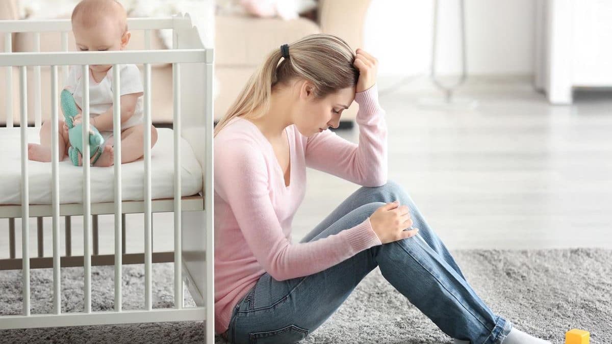 what-is-postpartum-depression-symptoms-and-treatment